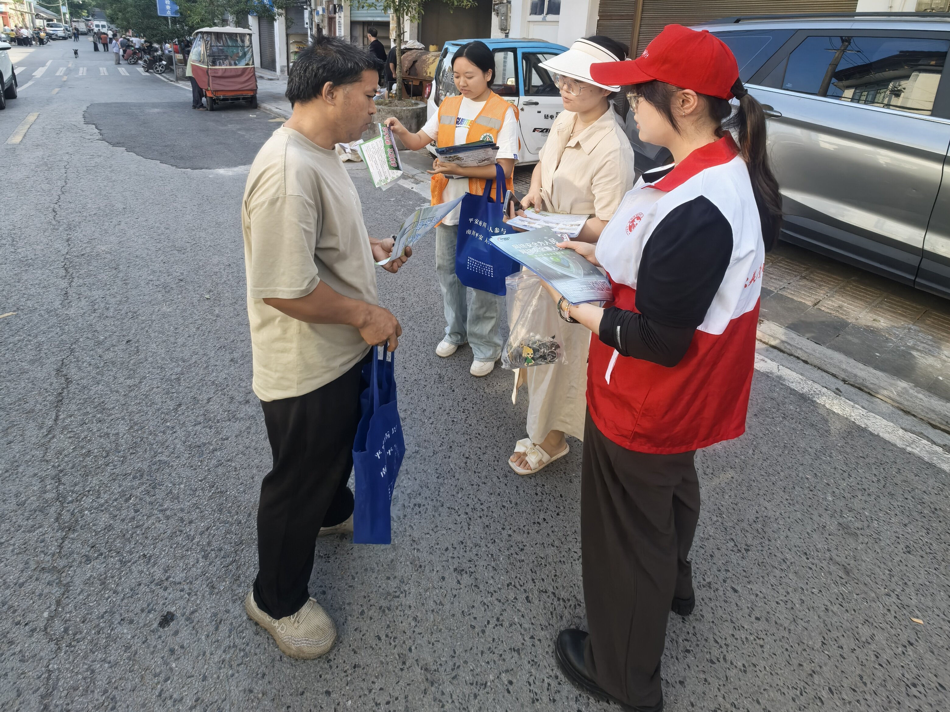 防范电信网络诈骗 提高全民反诈意识.jpg